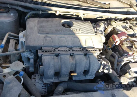 2018 Nissan Sentra S z USA, uszkodzony, nr VIN 3N1AB7AP3JY248546